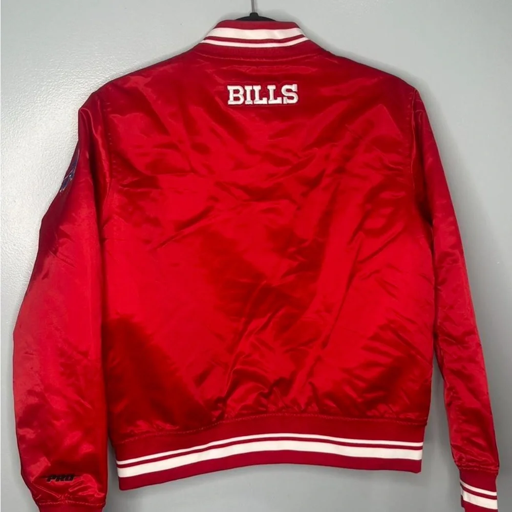Buffalo Bills Women's Red Bomber Jacket - Picture 4 of 9